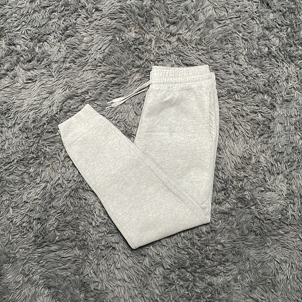 USA Made The Game Heavyweight Super Warm Silver Gray Jogger Pants Size Medium